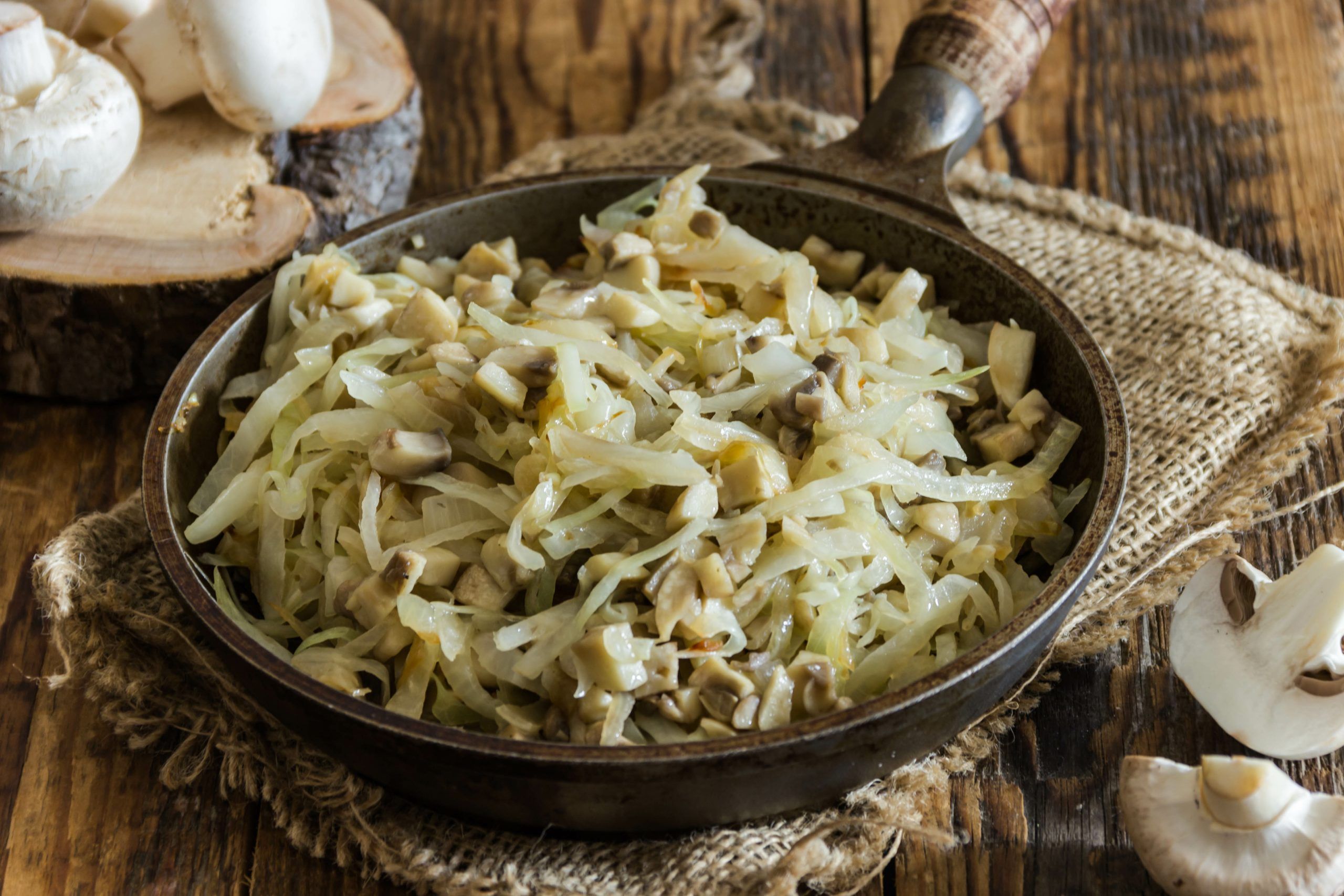Cabbage With Chicken And Mushrooms